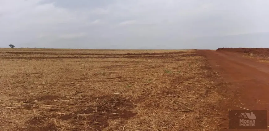 Foto 1 de Fazenda/Sítio à venda, 26136m² em , Quirinópolis