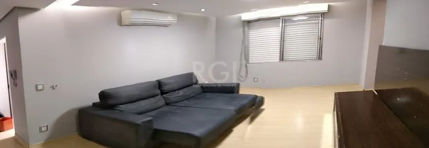 Foto 1 de Apartamento com 2 Quartos à venda, 52m² em Petrópolis, Porto Alegre