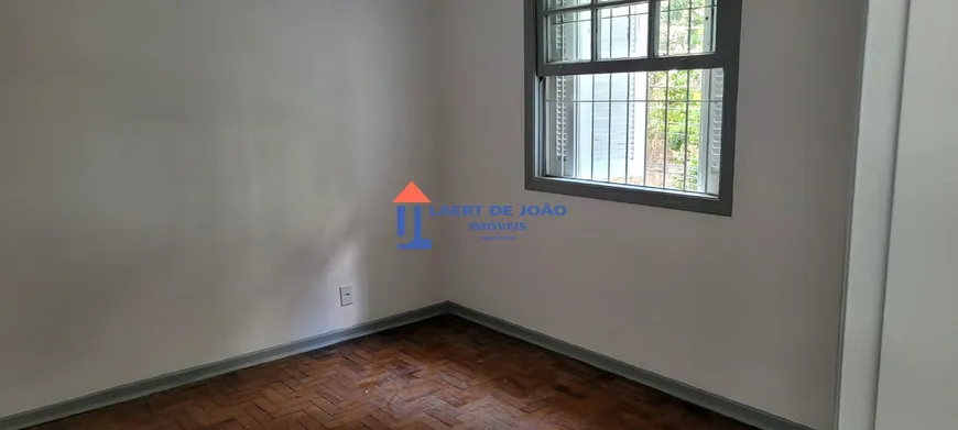 Foto 1 de Casa com 2 Quartos para alugar, 100m² em Campo Belo, São Paulo