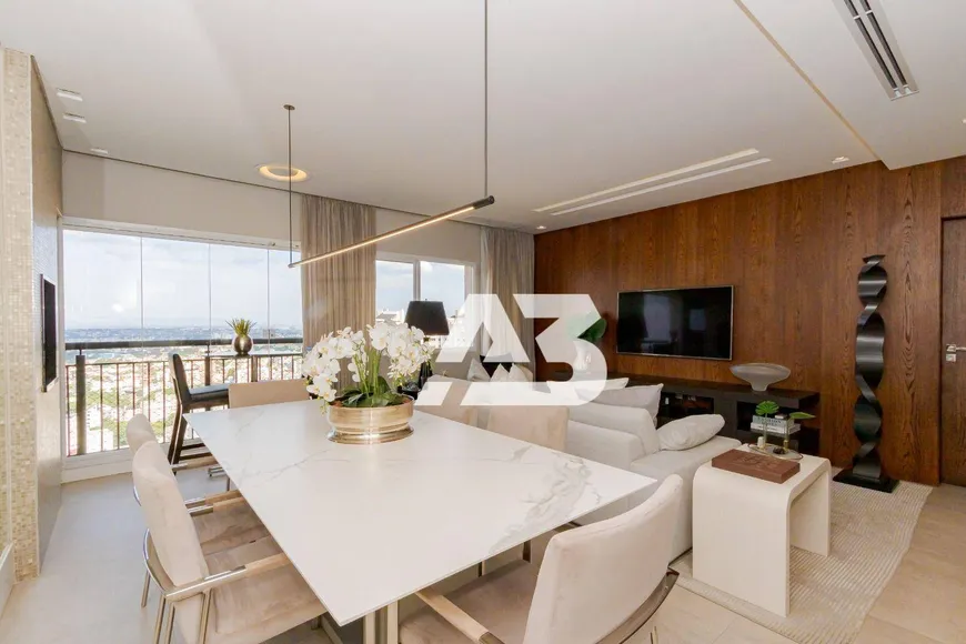 Foto 1 de Apartamento com 2 Quartos à venda, 104m² em Portão, Curitiba