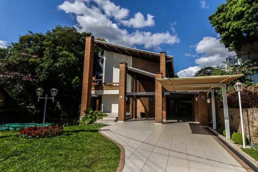 Foto 1 de Casa com 4 Quartos à venda, 450m² em Santa Felicidade, Curitiba