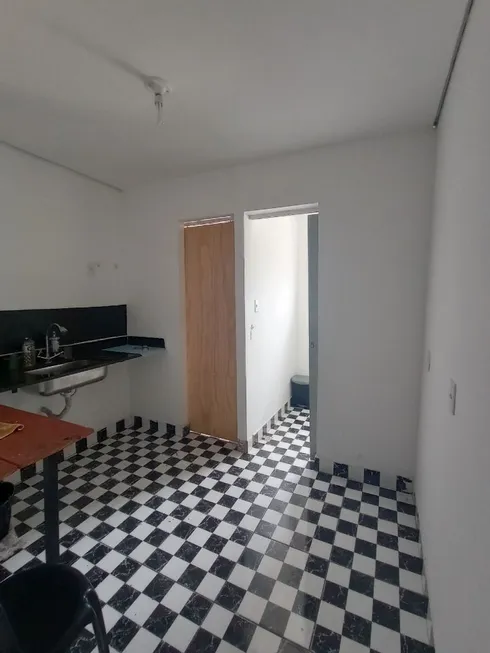 Foto 1 de Sala Comercial para alugar, 11m² em Guarani, Belo Horizonte