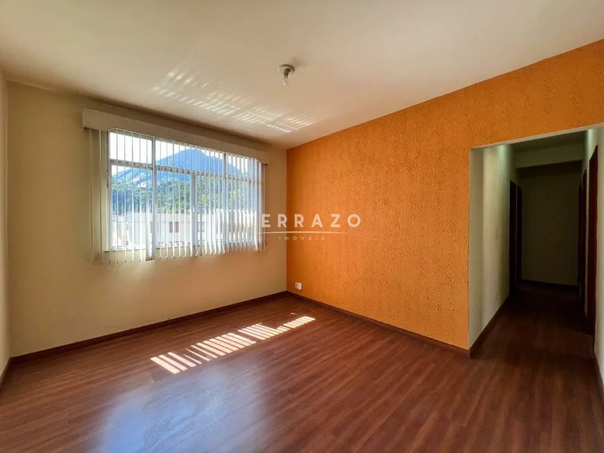 Foto 1 de Apartamento com 2 Quartos à venda, 60m² em Tijuca, Teresópolis