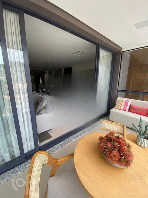 Foto 1 de Apartamento com 3 Quartos à venda, 123m² em Agronômica, Florianópolis