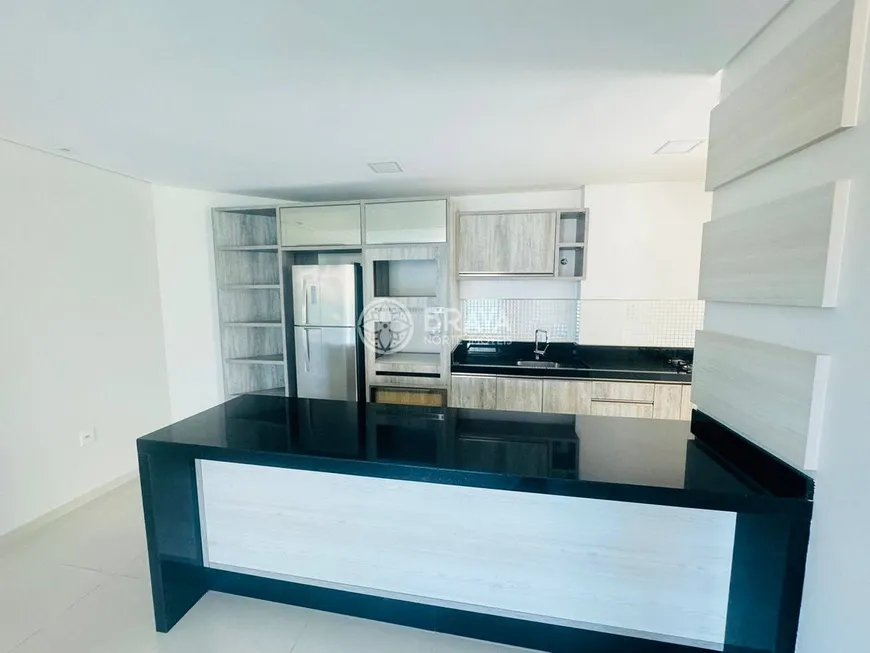 Foto 1 de Apartamento com 3 Quartos para alugar, 90m² em Cabeçudas, Itajaí