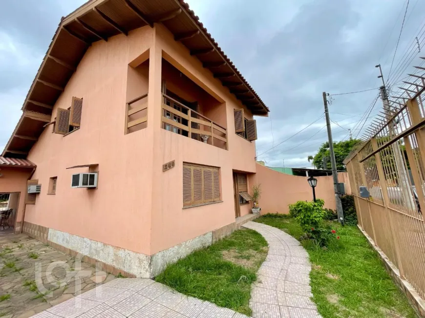 Foto 1 de Casa com 4 Quartos à venda, 220m² em Rio Branco, Canoas