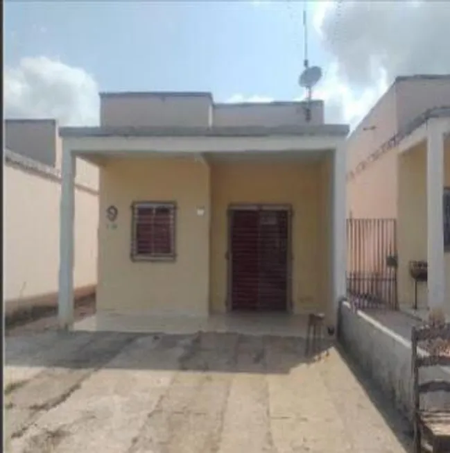 Foto 1 de Casa com 2 Quartos à venda, 60m² em Centro, Santo Antônio do Tauá