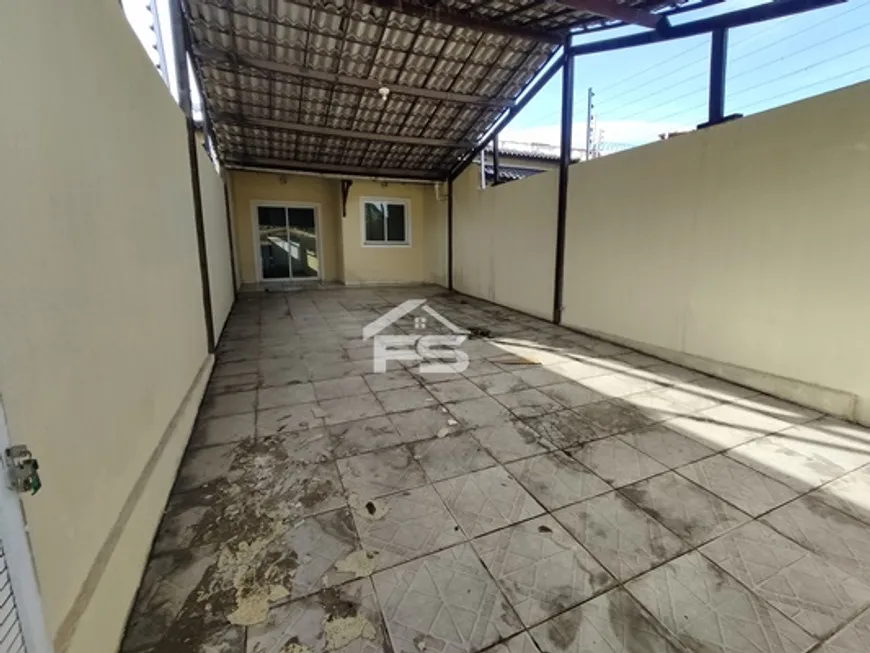 Foto 1 de Casa com 3 Quartos para alugar, 82m² em Jangurussu, Fortaleza