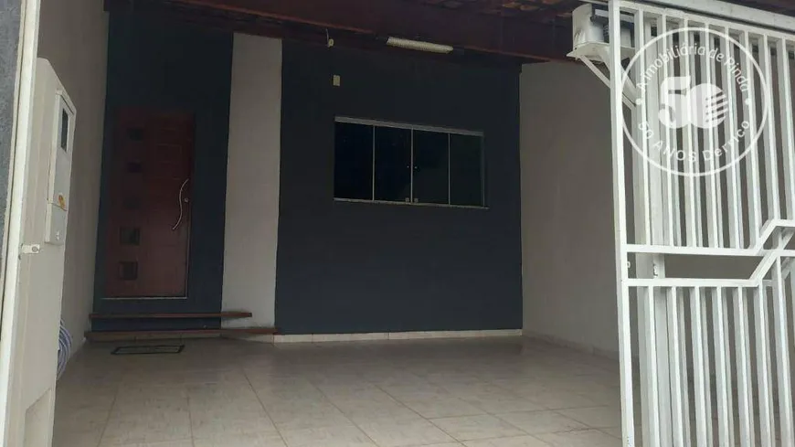 Foto 1 de Casa com 2 Quartos à venda, 102m² em Parque São Domingos, Pindamonhangaba