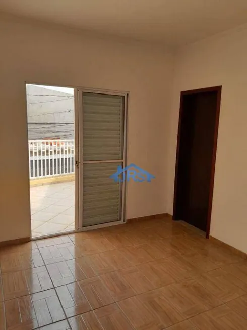 Foto 1 de Sobrado com 3 Quartos para venda ou aluguel, 165m² em Vila Engenho Novo, Barueri