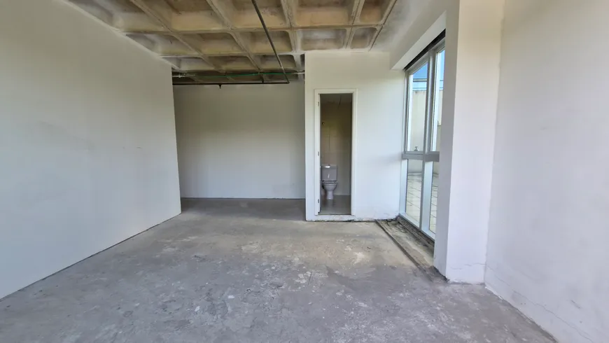 Foto 1 de Sala Comercial para alugar, 30m² em Barra da Tijuca, Rio de Janeiro