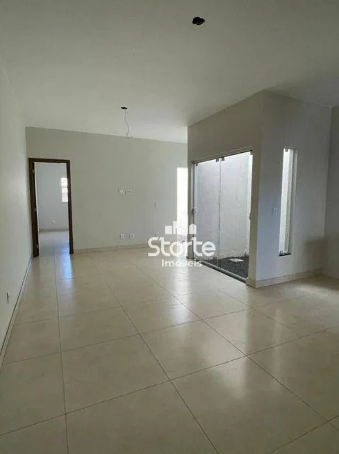Foto 1 de Casa com 2 Quartos à venda, 63m² em Shopping Park, Uberlândia