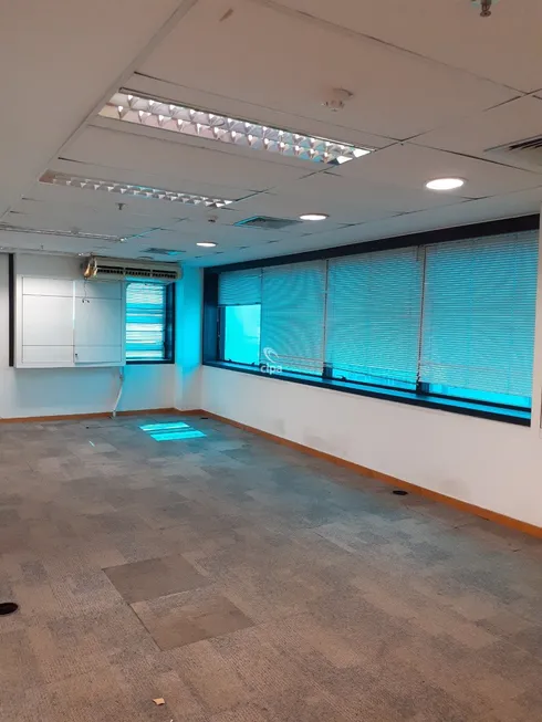 Foto 1 de Sala Comercial para alugar, 759m² em Centro, Rio de Janeiro