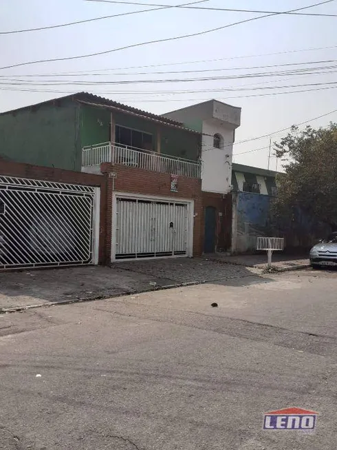 Foto 1 de Casa com 2 Quartos à venda, 150m² em Cidade Centenário, São Paulo