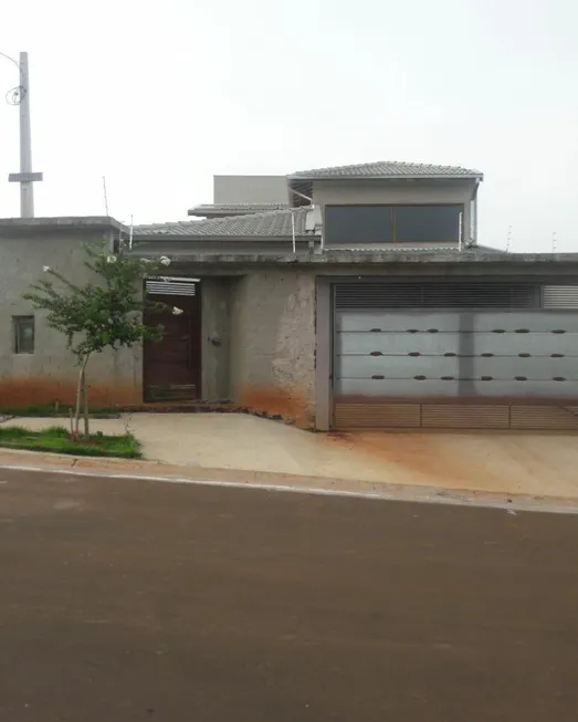 Foto 1 de Sobrado com 4 Quartos à venda, 200m² em Residencial Reserva da Barra, Jaguariúna