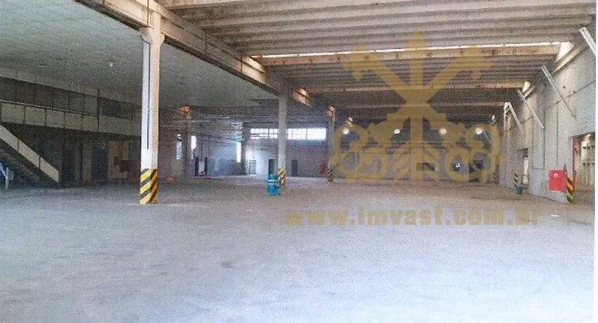 Foto 1 de Galpão/Depósito/Armazém à venda, 4212m² em Parque Uirapuru, Guarulhos