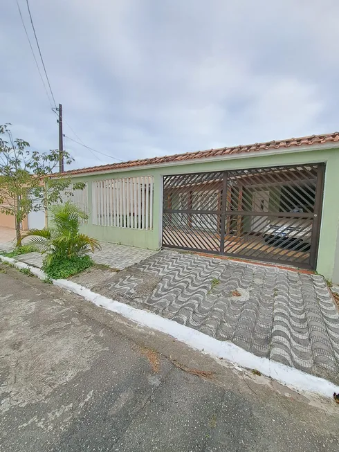 Foto 1 de Casa com 3 Quartos à venda, 299m² em Solemar, Praia Grande