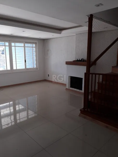 Foto 1 de Casa com 2 Quartos à venda, 204m² em Ipanema, Porto Alegre