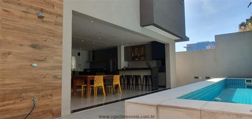 Foto 1 de Casa de Condomínio com 3 Quartos à venda, 281m² em Jardim Celeste, Jundiaí