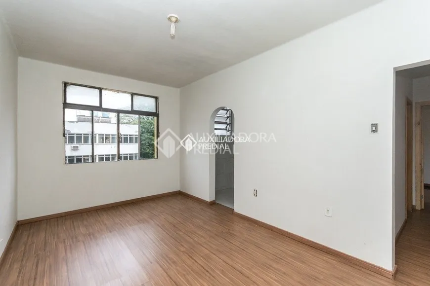 Foto 1 de Apartamento com 1 Quarto à venda, 43m² em São Geraldo, Porto Alegre