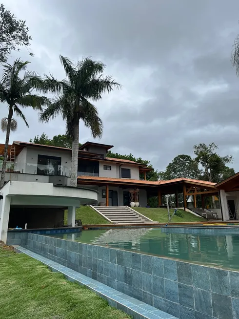 Foto 1 de Fazenda/Sítio com 10 Quartos à venda, 1000m² em Campo Verde, Ibiúna