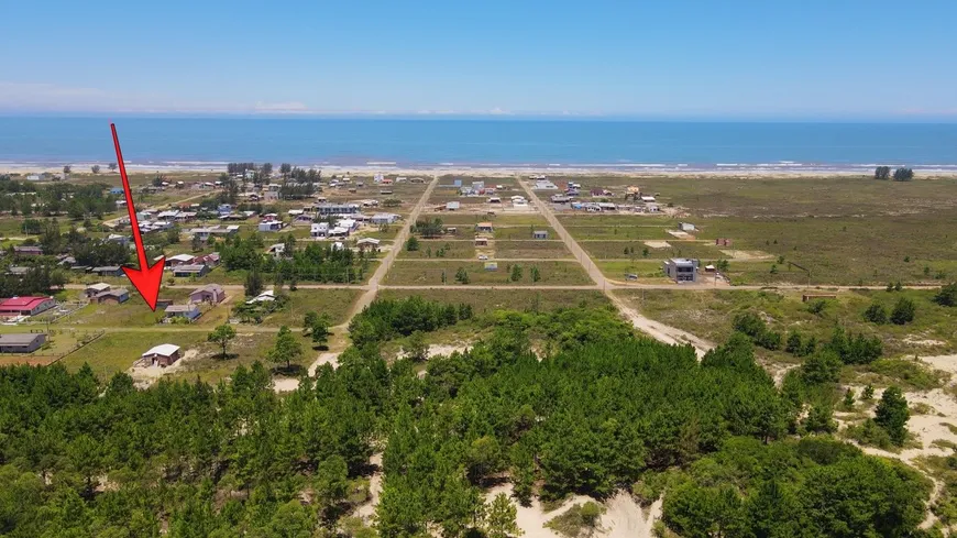 Foto 1 de Lote/Terreno à venda, 300m² em , Passo de Torres