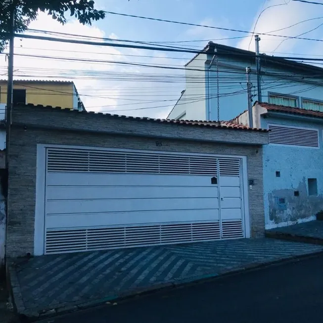 Foto 1 de Casa com 3 Quartos à venda, 145m² em Alves Dias, São Bernardo do Campo