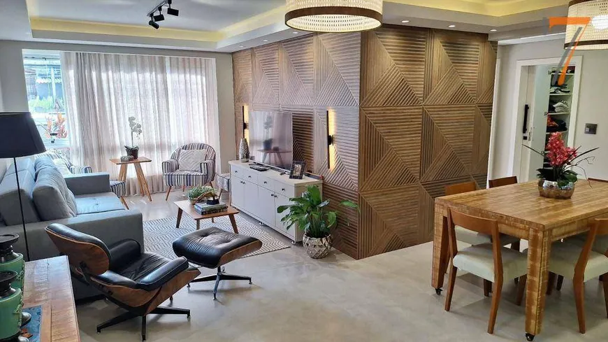 Foto 1 de Apartamento com 3 Quartos à venda, 126m² em Estreito, Florianópolis