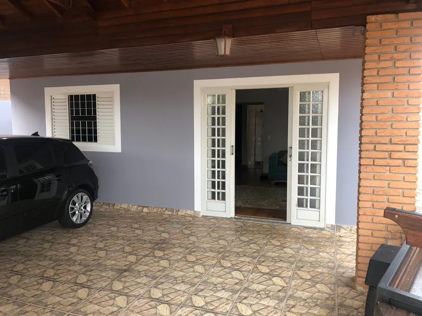 Foto 1 de Casa com 3 Quartos à venda, 270m² em Campos Eliseos, Brotas