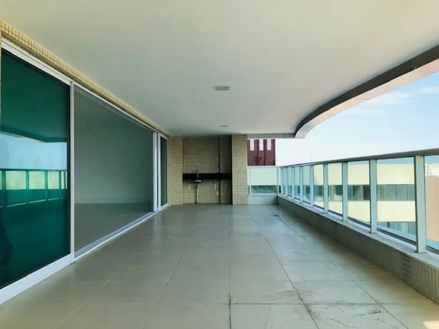 Foto 1 de Apartamento com 3 Quartos à venda, 262m² em Graça, Salvador