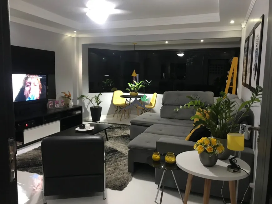 Foto 1 de Apartamento com 3 Quartos à venda, 120m² em Pernambués, Salvador