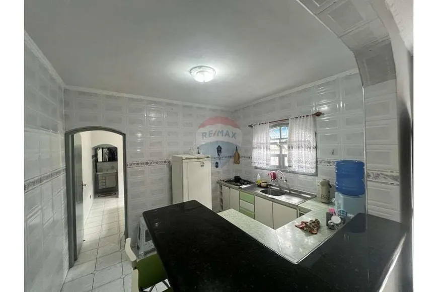 Foto 1 de Casa com 2 Quartos à venda, 80m² em Balneario Jussara, Mongaguá