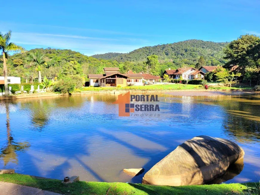 Foto 1 de Casa de Condomínio com 4 Quartos à venda, 351m² em Granja Comary, Teresópolis