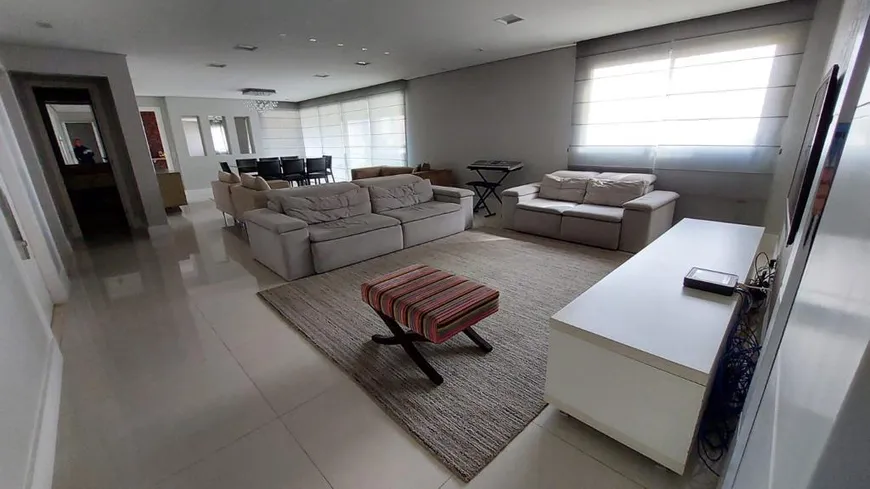 Foto 1 de Apartamento com 3 Quartos à venda, 225m² em Vila Gomes Cardim, São Paulo