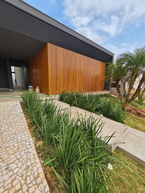 Foto 1 de Casa de Condomínio com 3 Quartos à venda, 200m² em Villa Toscana, Franca