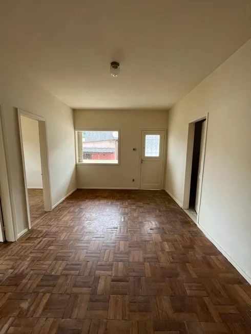 Foto 1 de Casa com 2 Quartos à venda, 10m² em Centro, Petrópolis