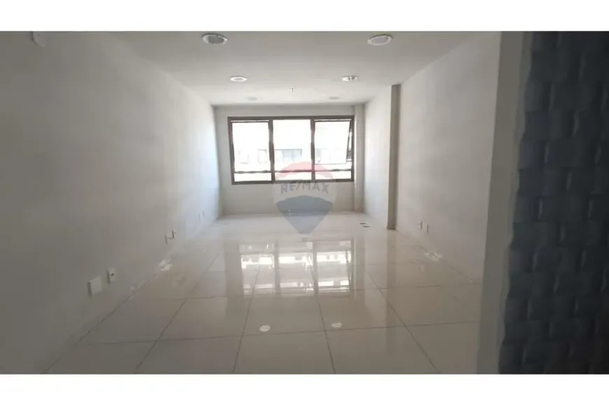 Foto 1 de Sala Comercial à venda, 29m² em Del Castilho, Rio de Janeiro