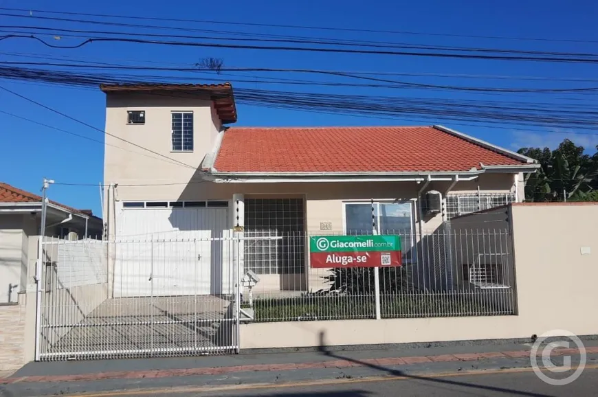 Foto 1 de Ponto Comercial para alugar, 117m² em Ipiranga, São José