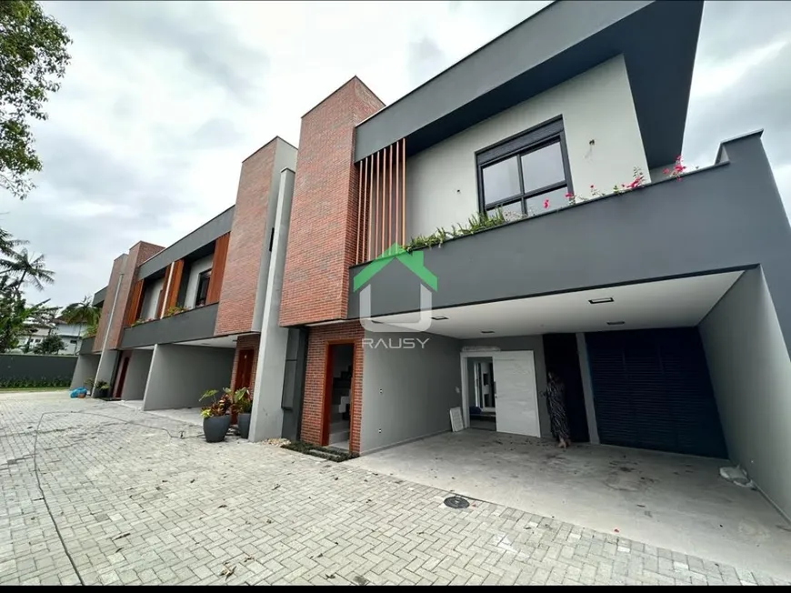 Foto 1 de Casa de Condomínio com 3 Quartos à venda, 163m² em Glória, Joinville