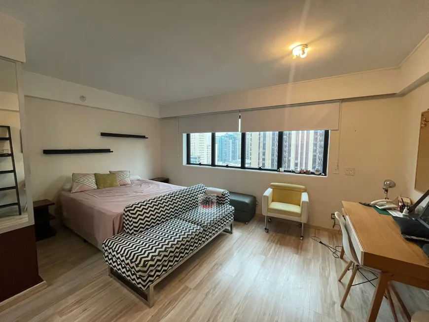 Foto 1 de Flat com 1 Quarto para alugar, 38m² em Ibirapuera, São Paulo