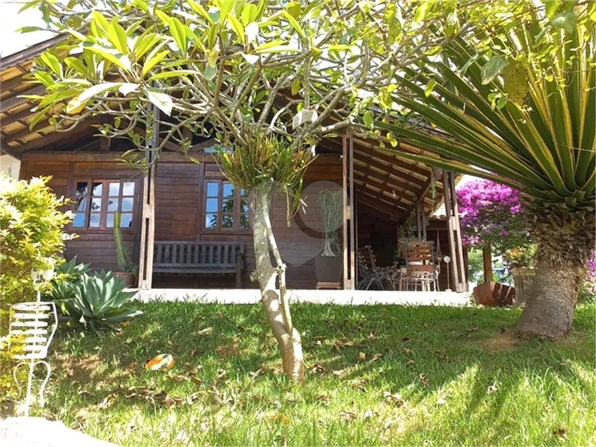 Foto 1 de Casa com 3 Quartos à venda, 248m² em Luiz Fagundes, Mairiporã