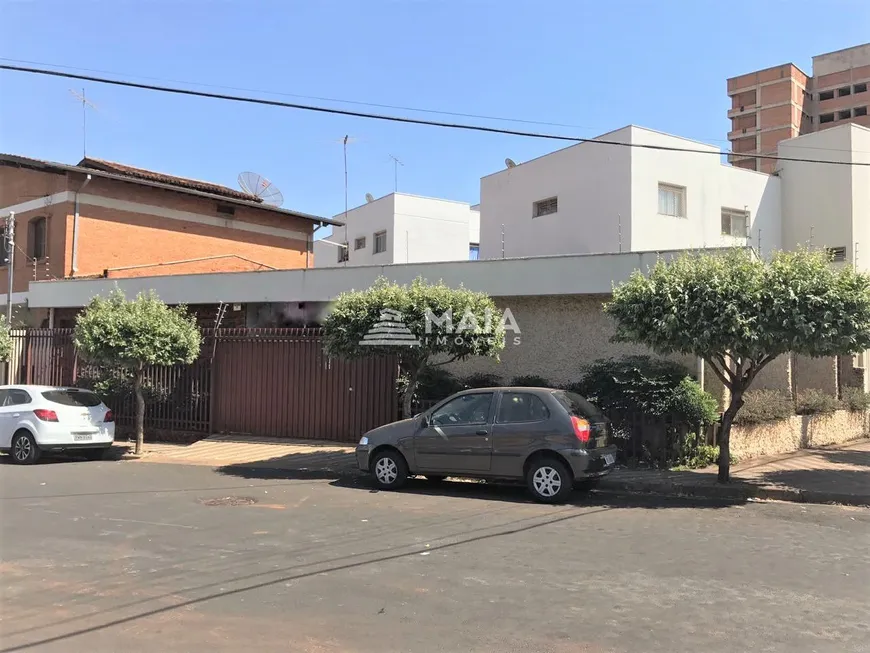 Foto 1 de Casa com 3 Quartos à venda, 220m² em Fabrício, Uberaba