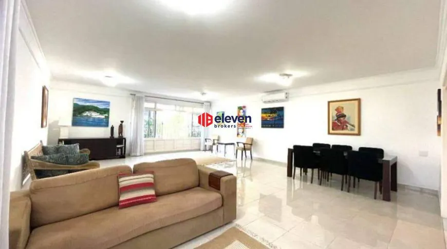 Foto 1 de Casa com 3 Quartos à venda, 229m² em Ponta da Praia, Santos