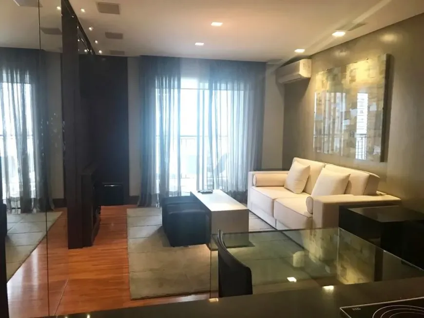 Foto 1 de Flat com 1 Quarto para alugar, 78m² em Vila Nova Conceição, São Paulo