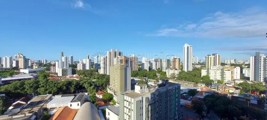 Foto 1 de Apartamento com 3 Quartos à venda, 113m² em Espinheiro, Recife