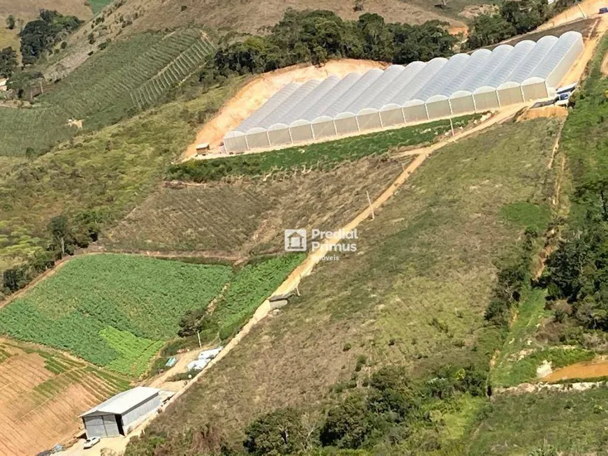 Foto 1 de Fazenda/Sítio à venda, 42000m² em Centro, Sumidouro