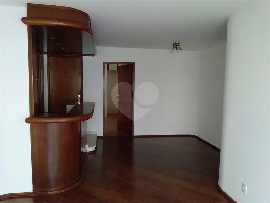 Foto 1 de Apartamento com 3 Quartos para alugar, 110m² em Moema, São Paulo