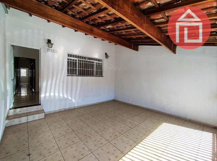 Foto 1 de Casa com 2 Quartos à venda, 110m² em Jardim São Miguel, Bragança Paulista