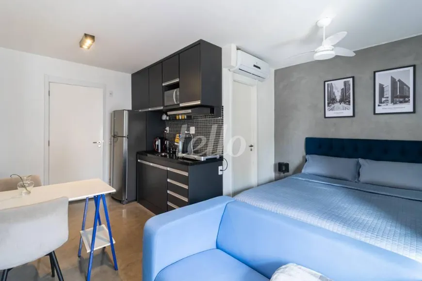 Foto 1 de Apartamento com 1 Quarto para alugar, 28m² em República, São Paulo