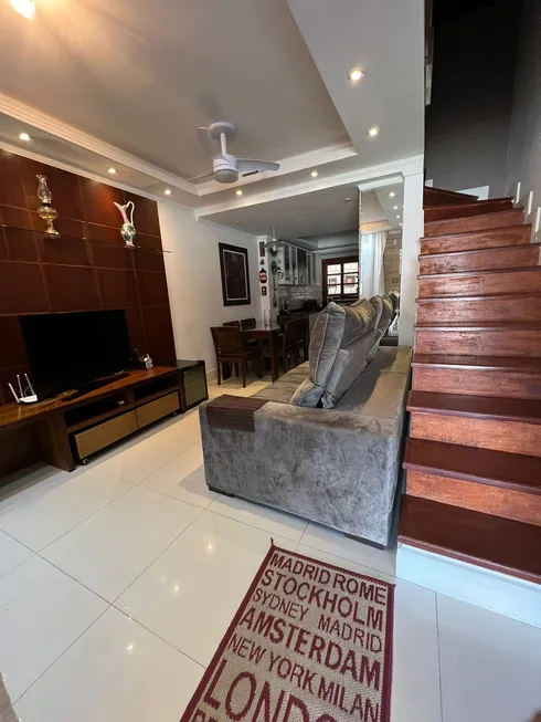 Foto 1 de Casa de Condomínio com 3 Quartos à venda, 120m² em Teresópolis, Porto Alegre